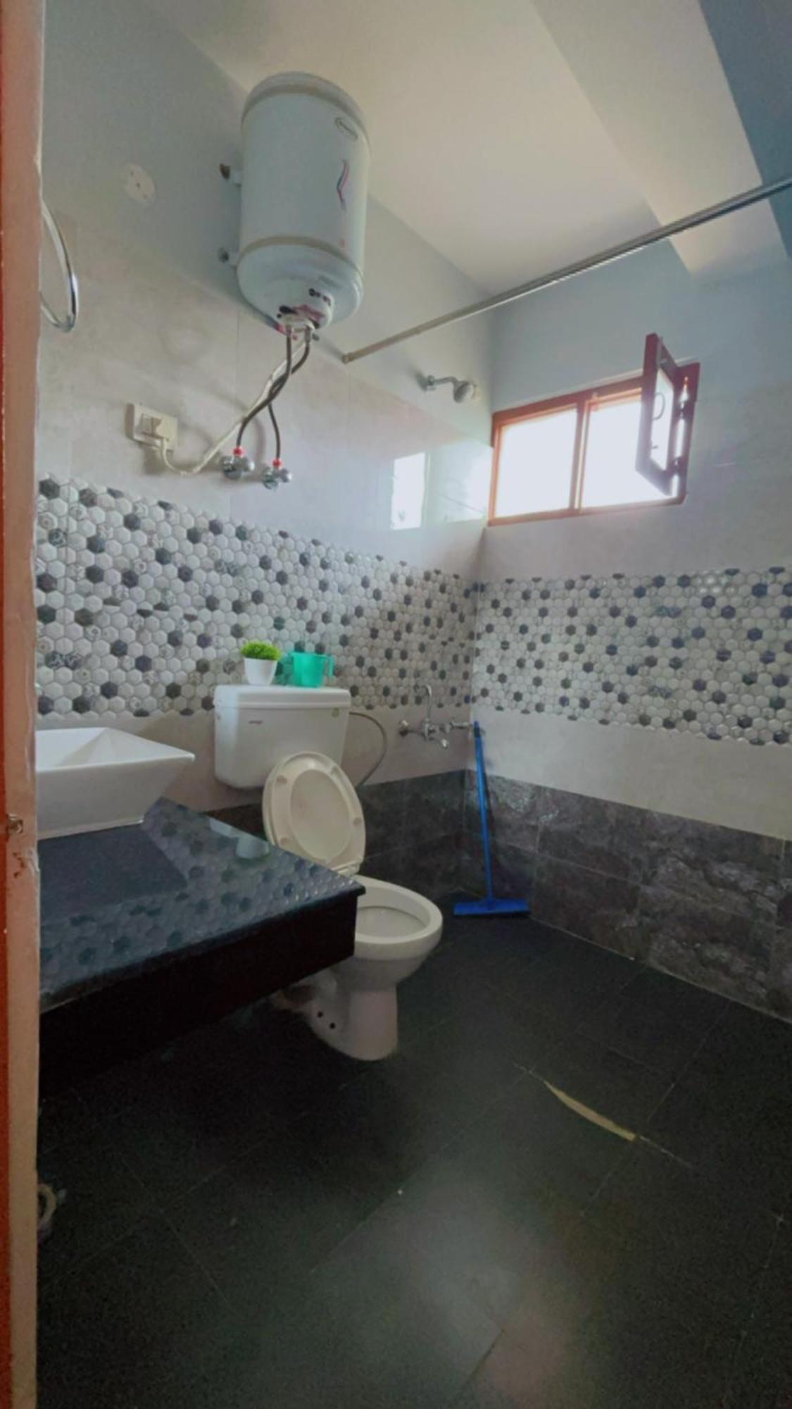 Appartamento Lha Pomo Kyelang Esterno foto