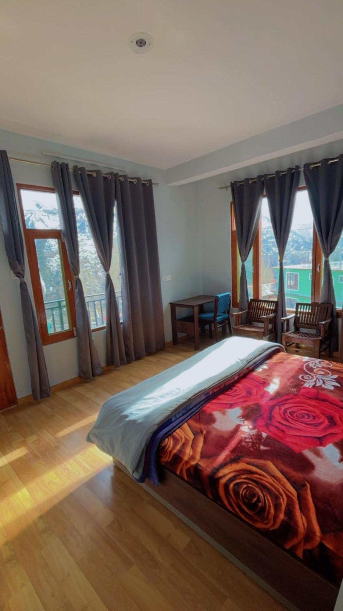 Appartamento Lha Pomo Kyelang Esterno foto