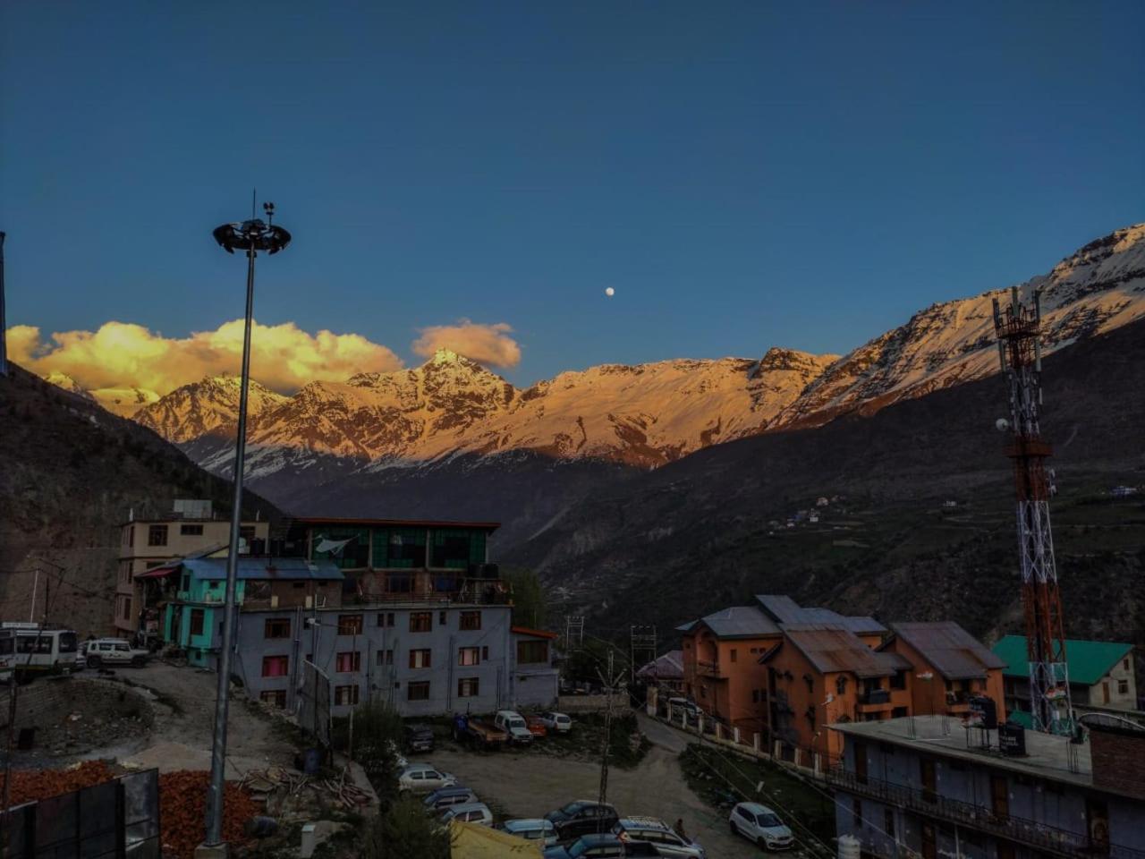 Appartamento Lha Pomo Kyelang Esterno foto